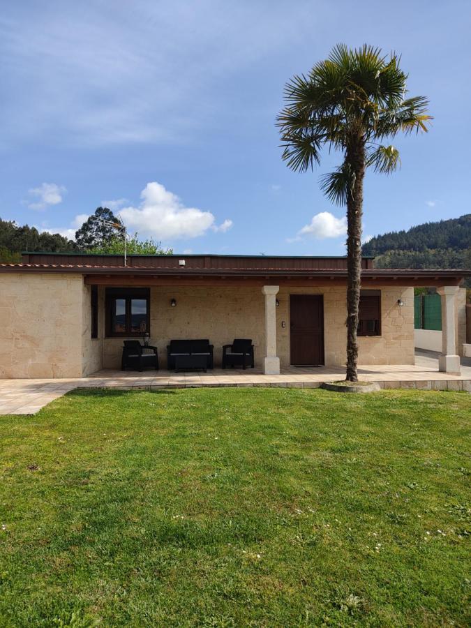 A Chamiseirina Apartment Padron Luaran gambar